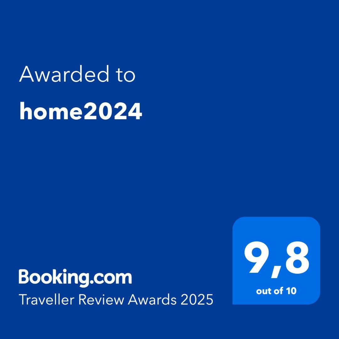 Home2024 Александруполис Екстериор снимка
